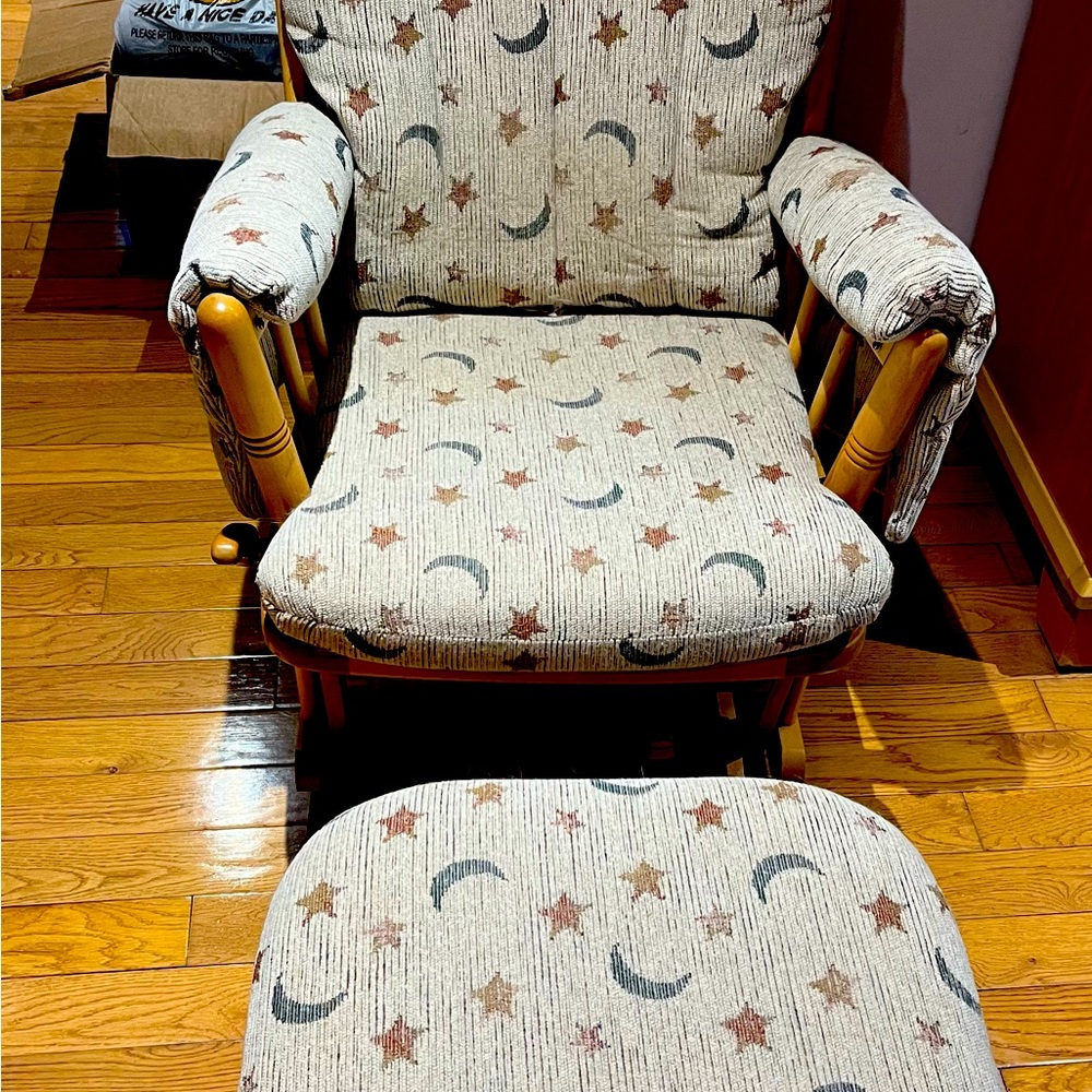 Glider rocking chair